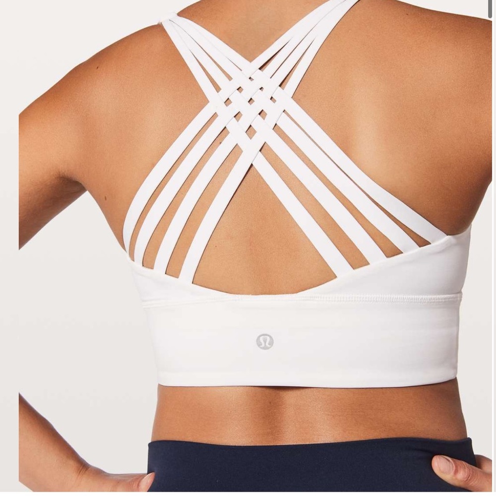 EUC Lululemon Free To Be Moved Bra white Sz 6